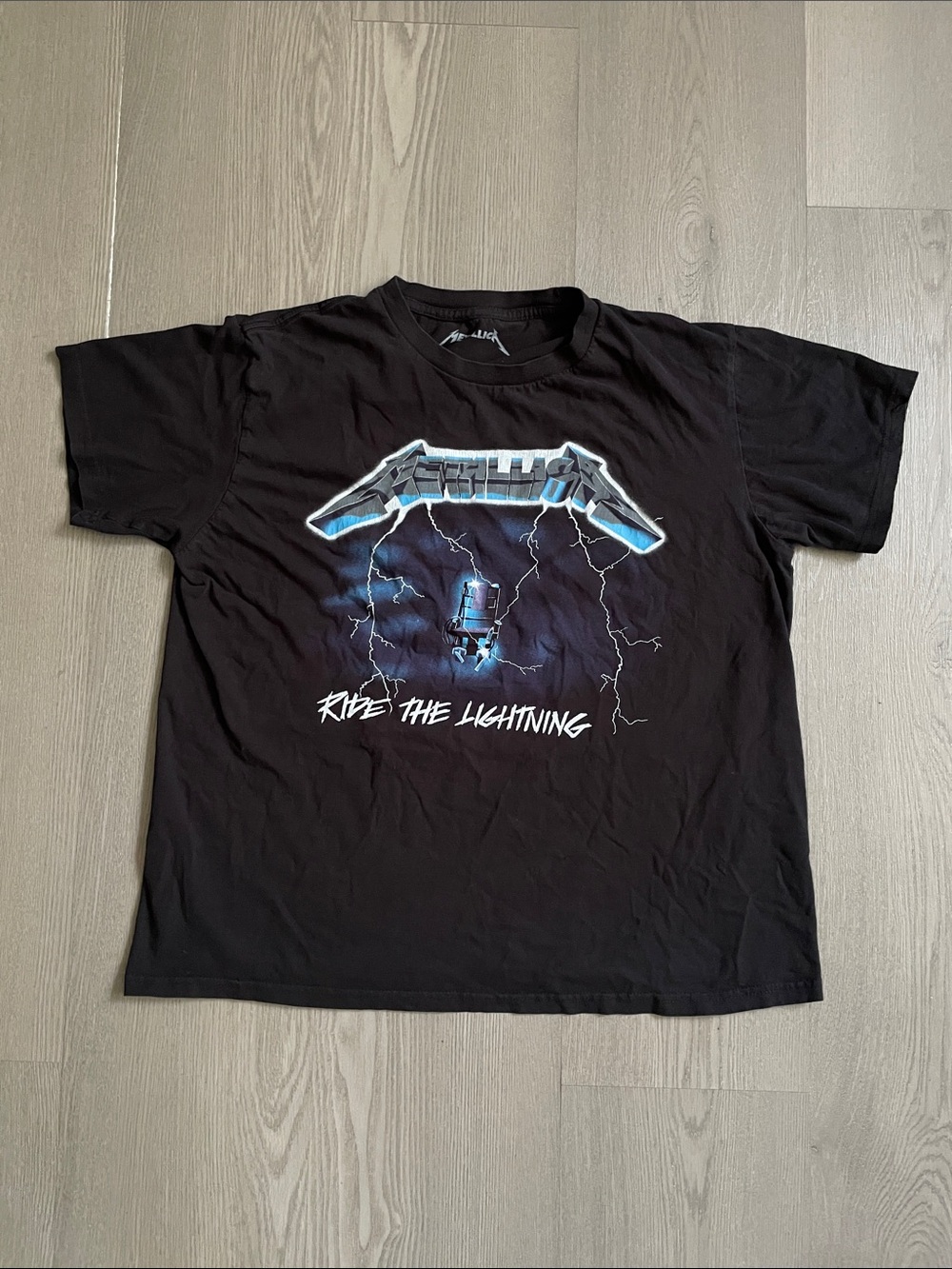 Metallica ride the lightning t shirt